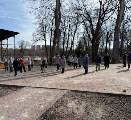 Неделя в Городском парке началась с тренировки от 