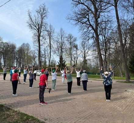 Сегодня в Городском парке было тепло и по спортивному активно!