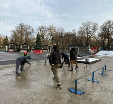Утренняя зарядка прошла в  Городском парке культуры и отдыха г. Чехов.