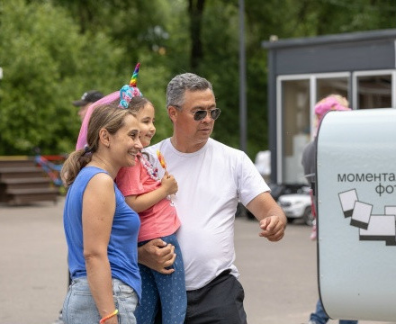 В нашем парке установлена специальная селфи-камера, чтобы вы могли без усил...