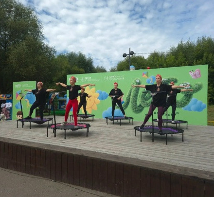 На этих выходных в Городском парке было спортивно и весело. Вчера прошел эффе...