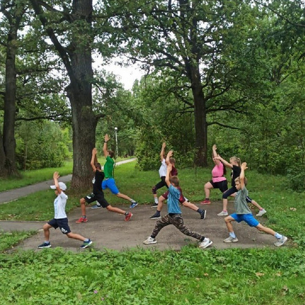 Не пропускайте наши спортивные занятия в парке 